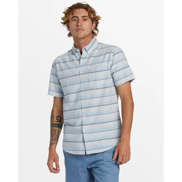 Quiksilver Men's XXL Oxford Stripe Classic Short Sleeve Button Down Shirt K22-23 - Picture 1 of 8